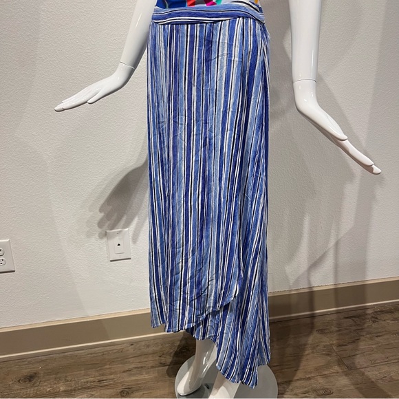 TOMMY BAHAMA Women's Divine Lines Maxi Slit Skirt White Blue Boho Stripe Size 2 - Picture 7 of 11